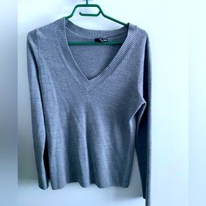 H&M Vneck Sweater